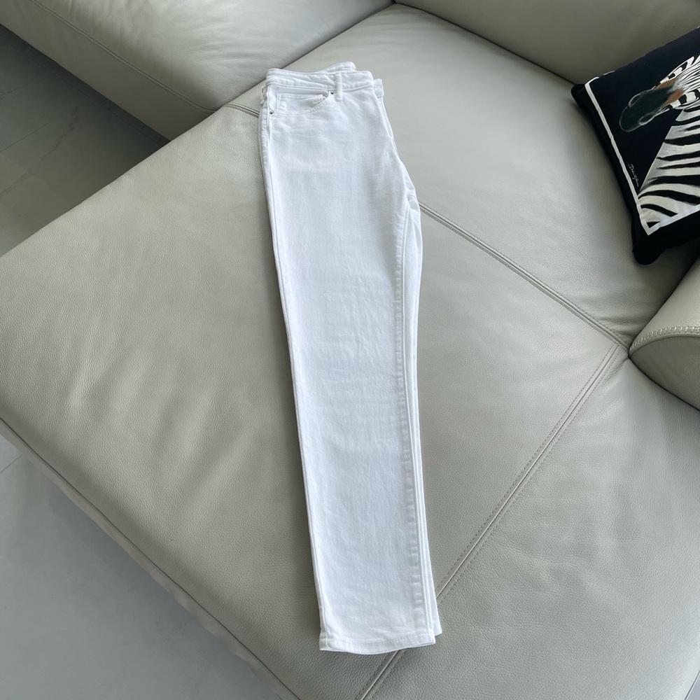 Classic White Women's High Waist Levi’s Skinny Jeans